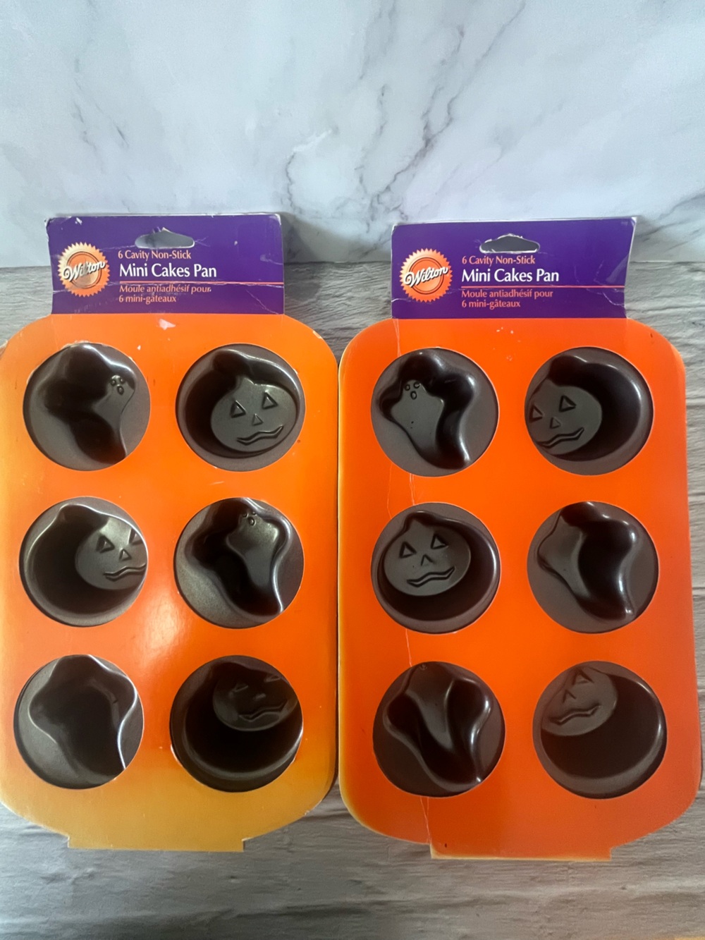 New Wilton Halloween Mini Cake Pans Set 2 Ghosts & Pumpkins